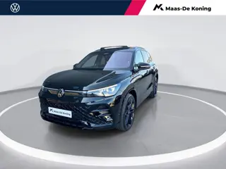 Volkswagen Tiguan 1.5eHybrid 150kW/204PK R-Line Black Style · Panoramadak · Trekhaak · 360°Camera · 