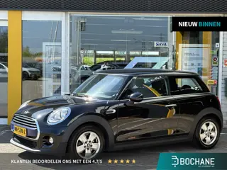 Mini Cooper 1.5 Business | NAP | Navigatie | Cruise Control | Airco | Parkeersensoren | Lichtmetaal 