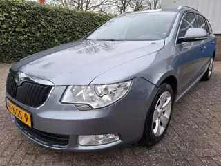 Škoda Superb Combi 1.8 TSI Ambition LEER/CLIMAT/CRUISE/NAVI/TREKHAAK 160PK