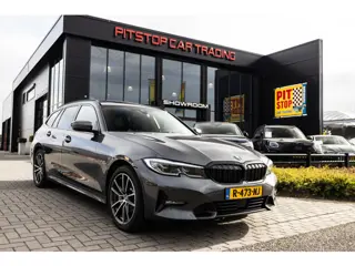 BMW 3-serie Touring 330e M, Pano, Shadow-Line, ACC, Laser, Hi-Fi Audio!