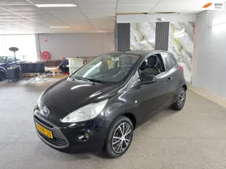 Ford Ka 1.2 Trend Apk Nieuw,Luxe uitvoering,Airco,Leder-bekleding,Stoelverwarming,Parksensor,N.A.P,T