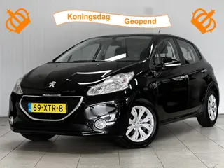 Peugeot 208 1.2 VTi Blue Lease/ D-Riem verv: 121.000 KM!/ Trekhaak/ Clima/ Cruise/ Elek. pakket/ Iso