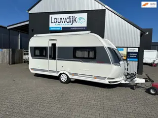 HOBBY De Luxe Edition 460 UFE ’21 (Mover, Fransbed)