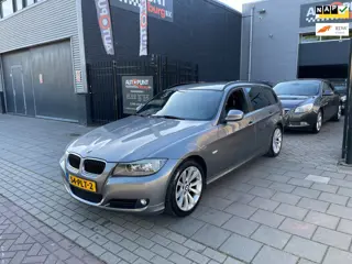BMW 3-serie Touring 318i Corporate Lease Luxury Line 2e Eig! NAP APK