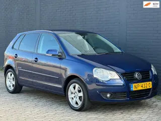 Volkswagen Polo 1.4-16V Comfortline CLIMA CLIMA STOELVERWARMING Nieuw APK