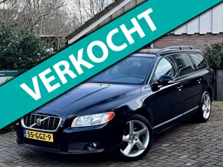 Volvo V70 2.0 Rijklaar|1e Eigenaar|Origineel NL|100% Onderhouden|LEDEREN BEKLEDING|Navigatie