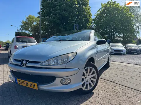 Peugeot 206 CC 1.6-16V Premium Inruilkoopje Lmv 10-26 Apk