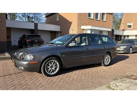 Volvo V40 1.8 Europa Prestige I ECC I Crs ctrl I Volledig Volvo onderhoude