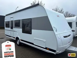 LMC Style 450 D met mover en luifel