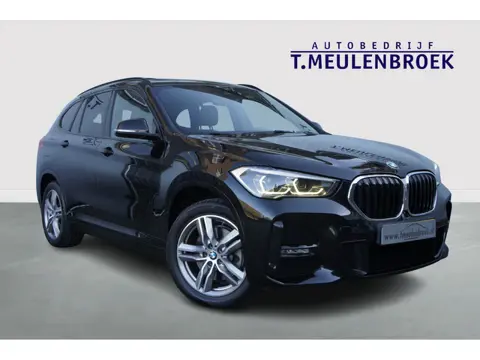 BMW X1 sDrive20i M Sportpakket, Panoramadak (bj 2020)