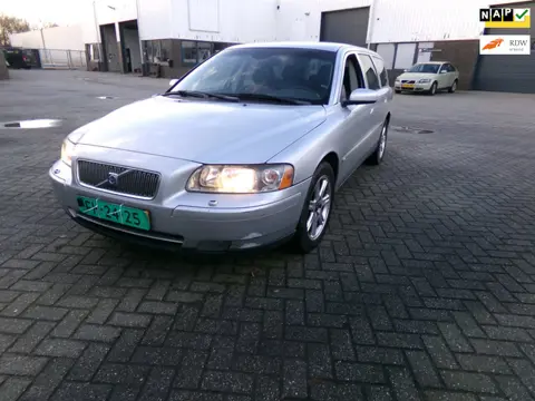 Volvo V70 2.4 Momentum (lees de omschrijving )
