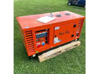 Kubota Newboy EPS113TDE 230v en 380v NIEUW NET BINNEN!