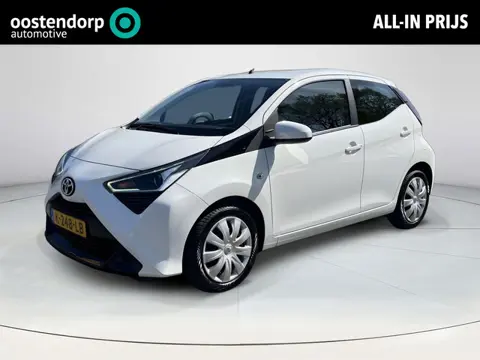 Toyota Aygo 1.0 VVT-i x-play | 5 deurs | Carplay | Airco | Parkeercamera |
