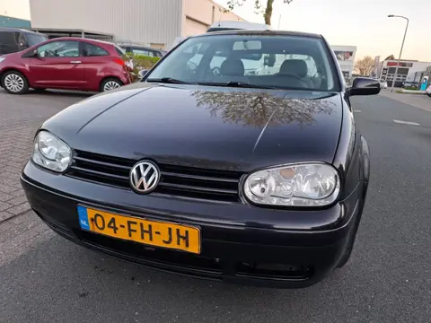Volkswagen Golf 1.6 Trendline CLIMA/CRUISE!