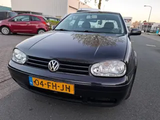 Volkswagen Golf 1.6 Trendline CLIMA/CRUISE!