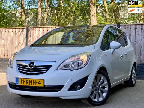 Opel Meriva 1.4 Turbo Cosmo NL Auto I Pano I Trekhaak I Dealer onderhouden