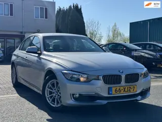 BMW 3-serie 320i Executive