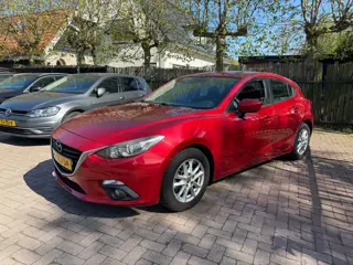 Mazda 3 2.0 Skylease Navi Clima Keyless Dealer Onderhouden APK 01-27