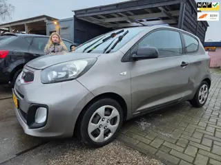 Kia Picanto 1.2 CVVT AUTOMAAT (handgas/rem) invalide
