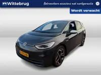 Volkswagen ID.3 First Plus 58 kWh Navigatie / Stoelverwarming / Clima / App-connect / Achteruitrijca
