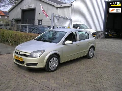 Opel Astra 1.6 Enjoy nap pas airco nieuwe apk