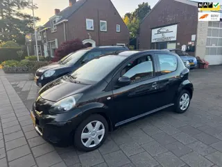 Toyota Aygo 1.0-12V Comfort | Zeer goed onderhouden!