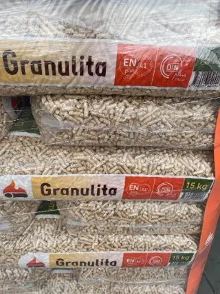 Houtpellets Granulita pallet 975 kg voor € 475,- afgehaald