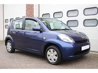 Daihatsu Sirion 2 1.3-16V Comfort 5-Deurs * Automaat / Airco / 64.907Km *