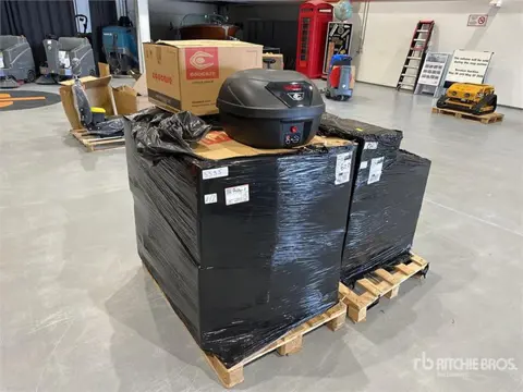 QUANTITY of (20) Coocases Scooter Case (Unused)