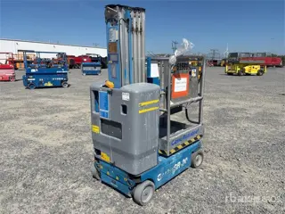 Genie GR-10 Vertical Mast Lift (bj 2008)