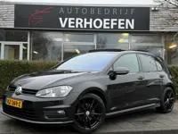 Volkswagen Golf 1.6 TDI - R-LINE - AUTOMAAT - PANORAMADAK - APPLE CARPLAY - PARKEER CAMERA !