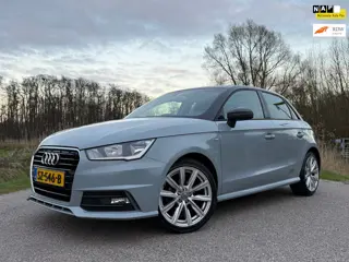 Audi A1 Sportback 1.0 TFSI Adrenalin S-Line Automaat | Navi | 17" Velgen | 2e Eigenaar | Airco | Cru