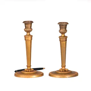 Antieke kandelaren  / Stel van 2 vergulde Franse kandelaren empire ca 1810