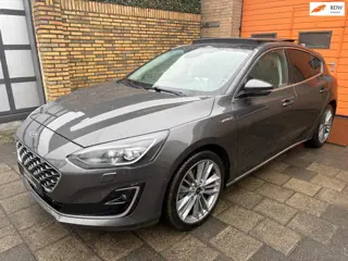 Ford Focus 1.0 EcoBoost Vignale /Panoramadak!