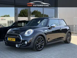 Mini Mini 2.0 Cooper S Chili Pano | Stoelverwarming | Navi Professional | Leder | Dealer Onderhouden