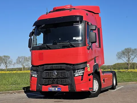 RENAULT T 520