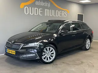 Škoda Superb Combi 1.4 TSI iV Memory/Trekhaak/ACC/Pano/Carplay/Stoelverwarming