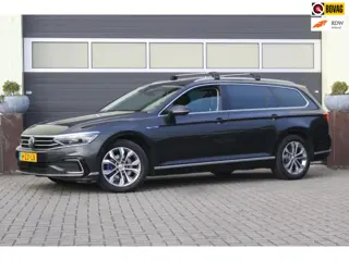 Volkswagen Passat Variant 1.4 TSI PHEV GTE Business Leer Schuifdak
