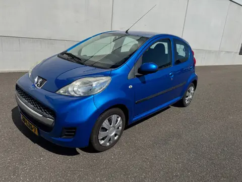 Peugeot 107 1.0-12V Urban Move Airco 5drs nieuwe apk