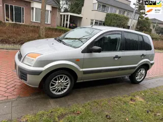 Ford Fusion 1.4-16V, Airco, APK 27-01-2027.