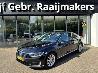 Volkswagen Passat 1.4 TSI GTE Connected Series Plus*Schuifdak*LED*
