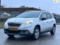 Peugeot 2008 1.2 PureTech Allure Navigatie*Cruise*Clima*Trekhaak*Parkeersensoren*LM velgen*