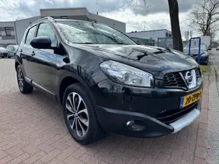 Nissan QASHQAI 2.0 Tech View Airco/ECC,Navi,Camera,Pano,Half Leder Alcantara