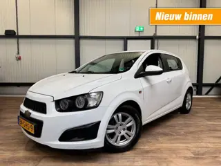 CHEVROLET AVEO 1.2LT / AIRCO / CRUISE / 5-Drs / 