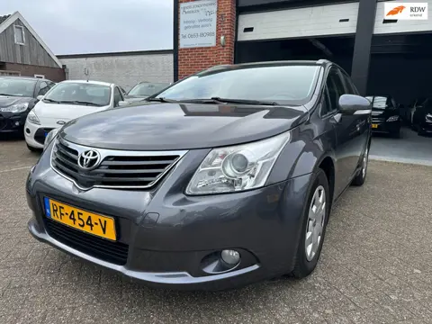 Toyota Avensis Wagon 1.8 VVTi Dynamic