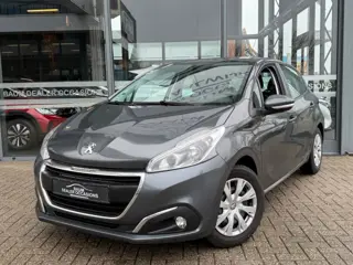 PEUGEOT 208 1.2 PURET. BLUE LION NAVI AIRCO PDC