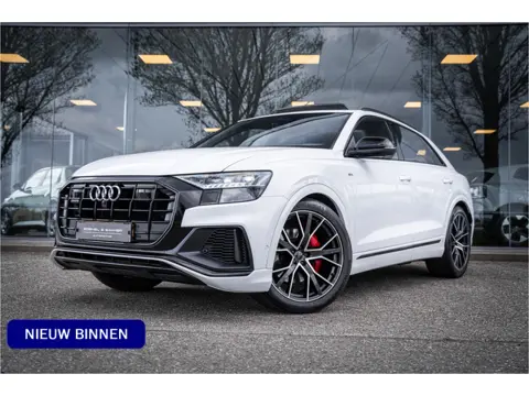 Audi Q8 50 TDI quattro Pro Line S ** Panodak ** Leder ** 22inch ** Luchtvering ** Trekhaak ** NL aut