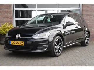 Volkswagen Golf 1.4 TSI Highline | Camera | ACC | Massage | Zuigermodificatie |