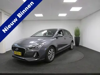 Hyundai i30 1.0 T-GDI First Edition I Origineel Nederlandse auto I Achteruitrijcamera I Apple Carpla