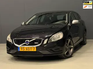Volvo V60 1.6 T3 R-Design NAVI/PDC/TREKHAAK/CRUISE/AIRCO | KEURIGE AUTO !